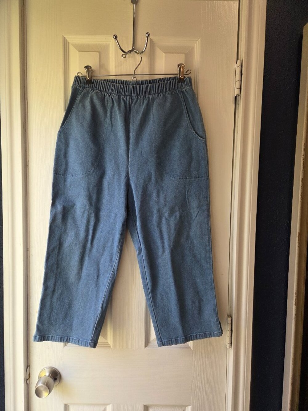 Denim & Co Blue Denim Capris Small